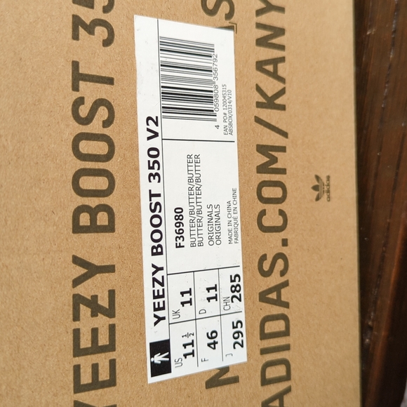 Yeezy Boost 350 V2 11.5 - Picture 13 of 16